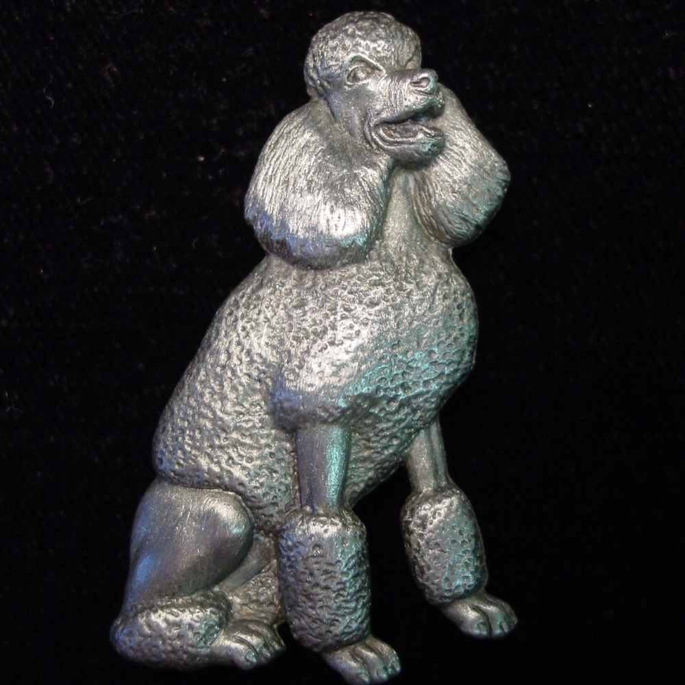 🆕 ‘Standard Poodle' Pin Brooch